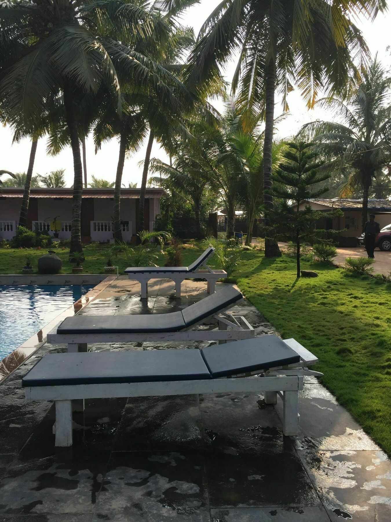 Shaan Coco Palms Beach Resort Morjim Exterior photo